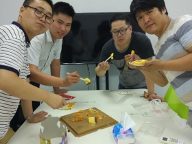 缘来一家人，分享蛋糕，分享梦想 （7月）